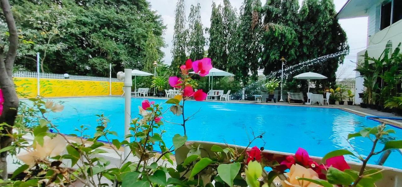 Asias Boutique Club /The Homestays Rangsit Exteriér fotografie